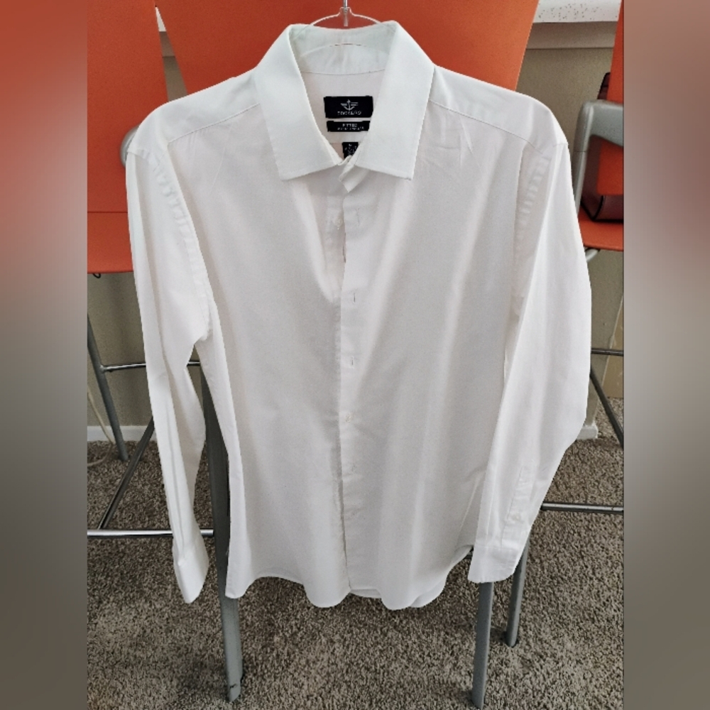 Men's Dockers Button-Down White Long- sleeve Shirt Medium, 15/15 1/2